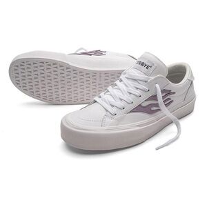 Straye Logan skate shoes